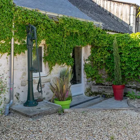 Saumur Loire Et Bed & Breakfast *