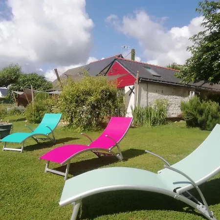 Oda ve Kahvaltı Saumur Loire Et 3*