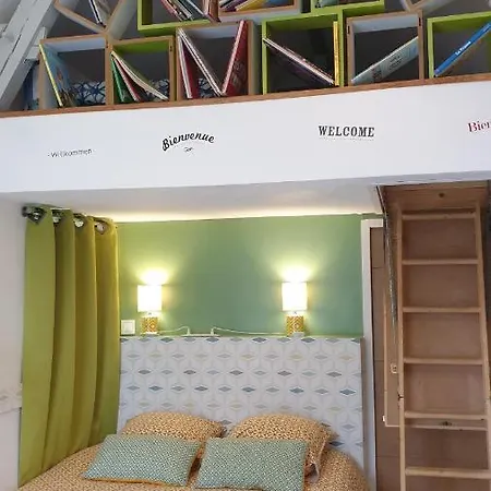 Oda ve Kahvaltı Saumur Loire Et 3*