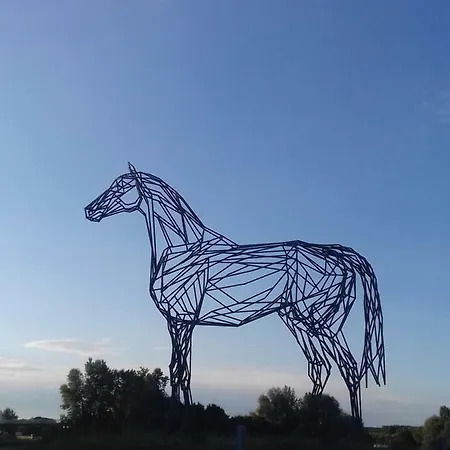 Oda ve Kahvaltı Saumur Loire Et 3*